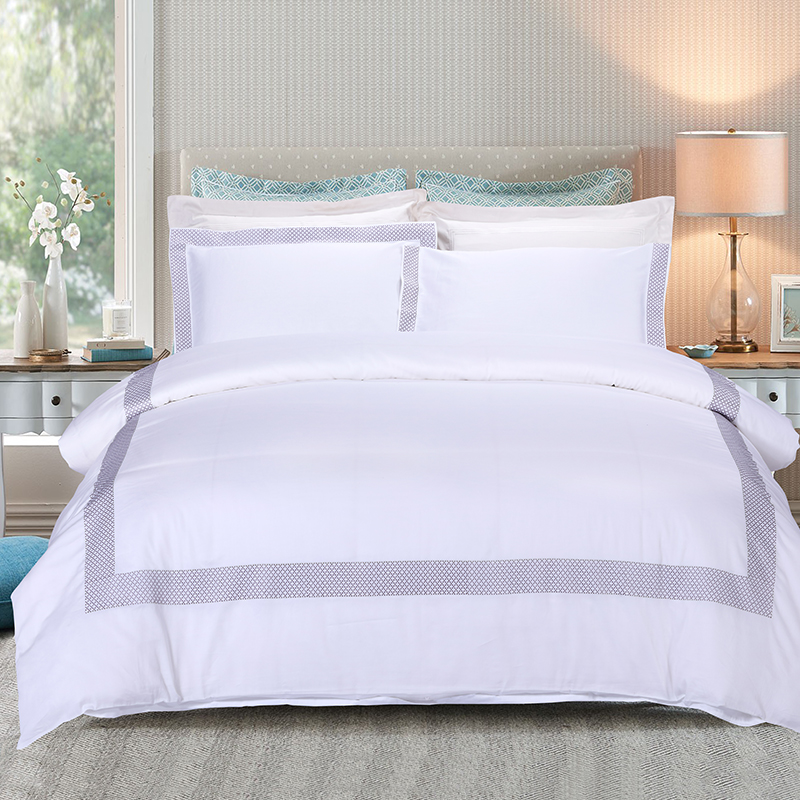 Set Tempat Tidur Hotel Mewah Desain Pabrik Kustom Desain Bordir Baru