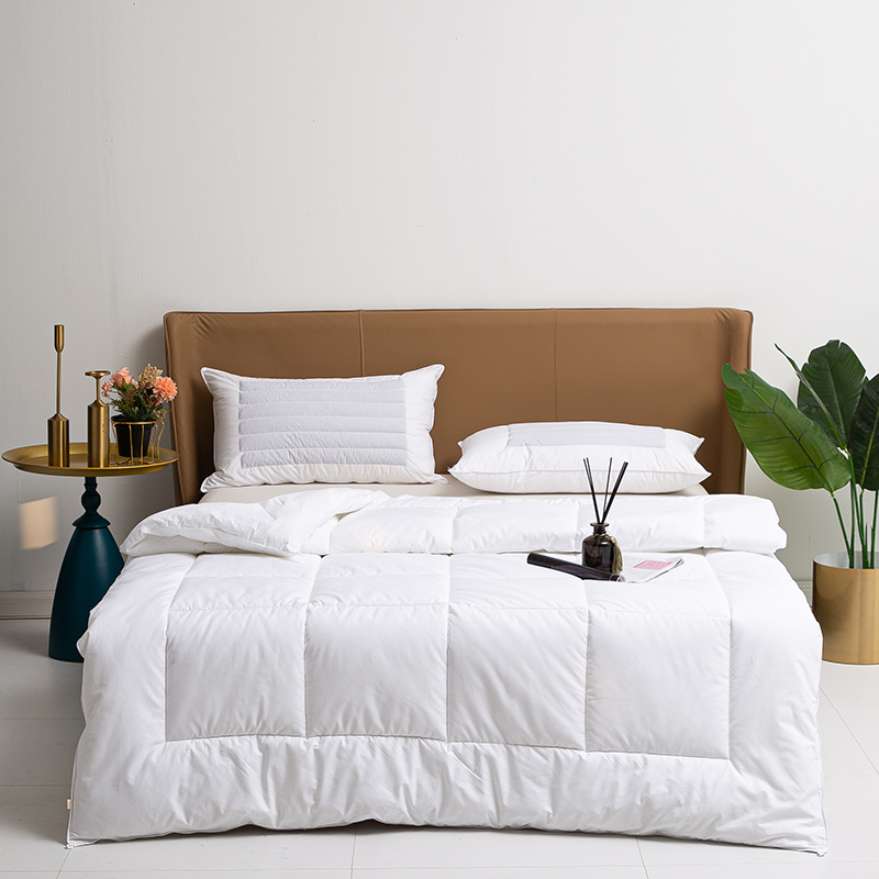 100% Katun 300 gram Selimut Isi Selimut Musim Panas Pembuatan Set Selimut Putih Berlapis