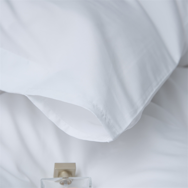 Set Tempat Tidur Kain 100% Poliester 135gsm Untuk Hotel Ekonomi Set Tempat Tidur Kain 100% Poliester 135gsm Untuk Hotel Ekonomi