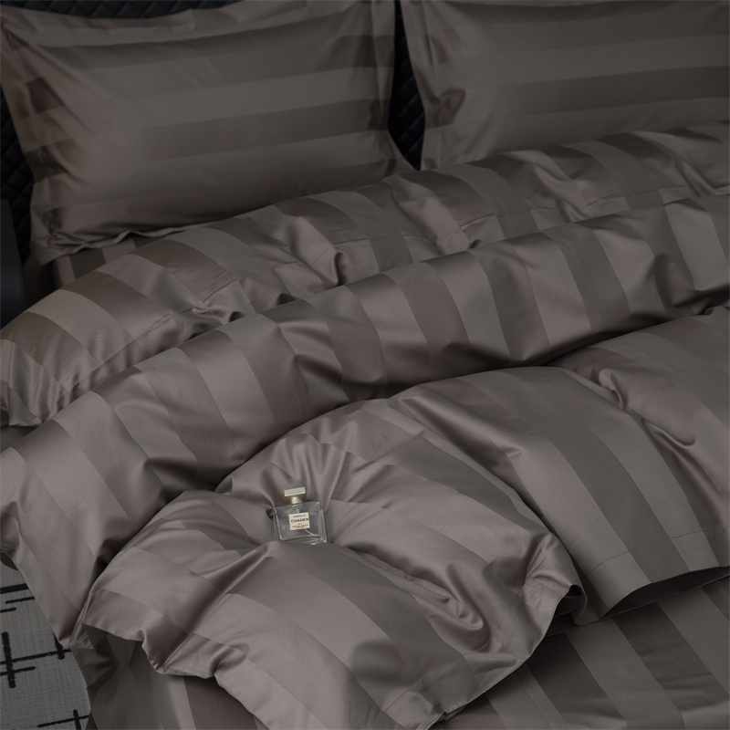 Set Seprai Katun Saten 750TC Garis Saten 7cm Set Seprai Katun Saten 750TC Garis Saten 7cm