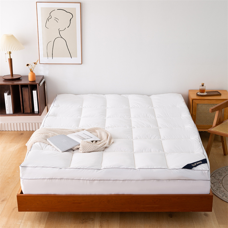 Periksa Quilt Microfiber Mengisi Puncak Kasur Kain Tahan Bawah 40-an Periksa Quilt Microfiber Mengisi Puncak Kasur Kain Tahan Bawah 40-an