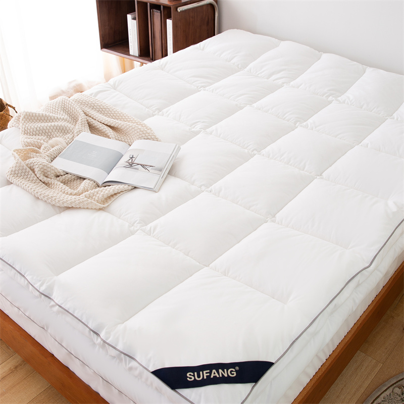 Puncak Kasur Lapisan Ganda Dengan Puncak Kasur Pengisian Microfiber Gabungan Ritsleting Puncak Kasur Lapisan Ganda Dengan Puncak Kasur Pengisian Microfiber Gabungan Ritsleting