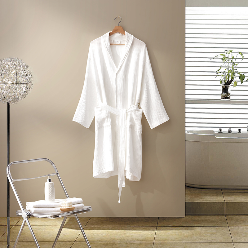 Jubah Mandi Hotel Kerah Selendang Kain Katun Kasa Dua Lapis Jubah Mandi Hotel Kerah Selendang Kain Katun Kasa Dua Lapis